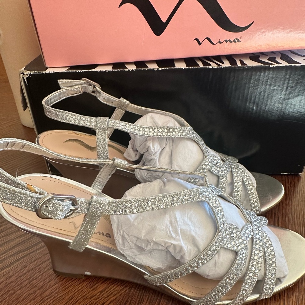 Nina Women's Glittering Silver Wedges